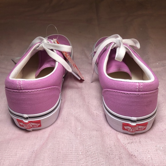 💜Vans 6.5💜 - Picture 2 of 8